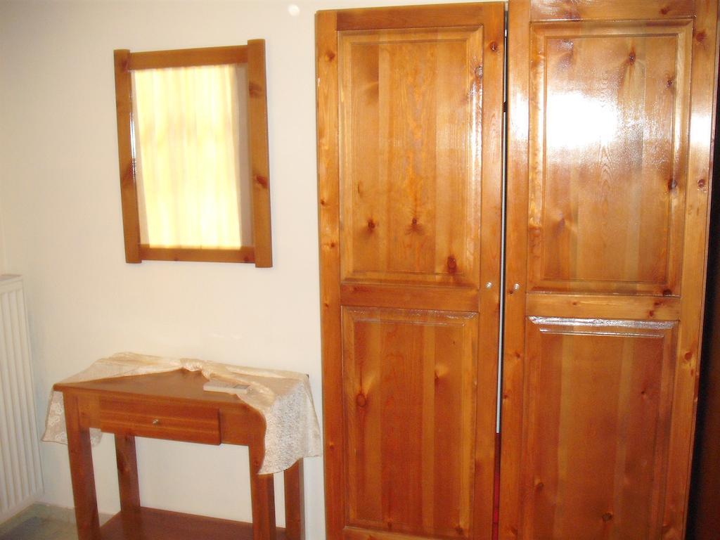 Xenios Loutra Village Karnagio Room photo